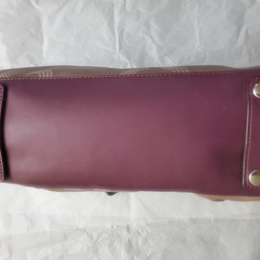 Coach Satchel - Picture 8 of 8